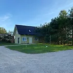 Kaszuby Oliwkowy Na Kaszubach Balia Z Jacuzzi Jeziora Lasy بيت للعطل Niesiolowice