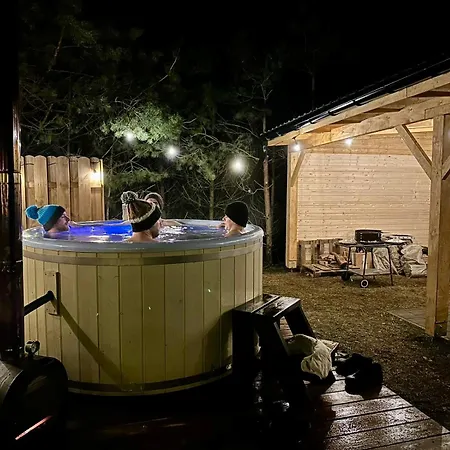 Oliwkowy Balia Z Jacuzzi Kaszuby * Niesiolowice
