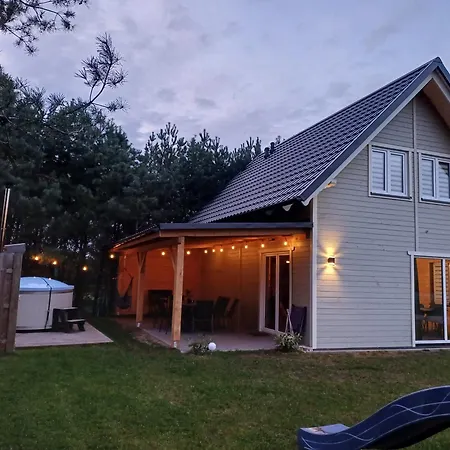 Oliwkowy Balia Z Jacuzzi Kaszuby Niesiolowice