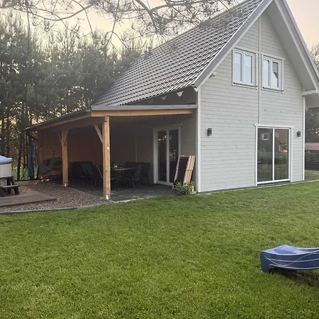 Сasa de vacaciones Kaszuby Oliwkowy Na Kaszubach Balia Z Jacuzzi Jeziora Lasy *