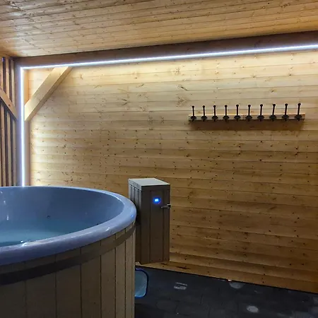 Kaszuby Oliwkowy Na Kaszubach Balia Z Jacuzzi Jeziora Lasy *