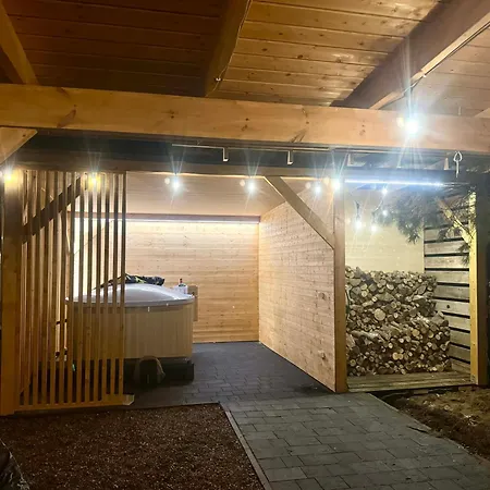 Kaszuby Oliwkowy Na Kaszubach Balia Z Jacuzzi Jeziora Lasy * Niesiolowice