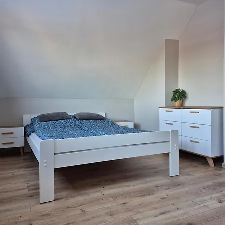 Kaszuby Oliwkowy Na Kaszubach Balia Z Jacuzzi Jeziora Lasy Feriehus *